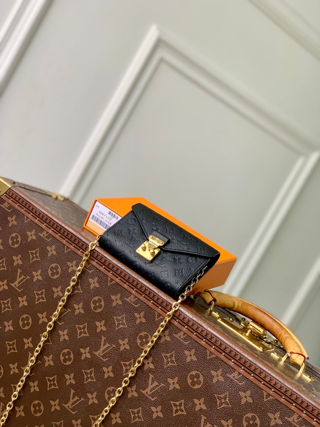 Louis Vuitton LV M4717Z Pouch Metis Belt Bag Black