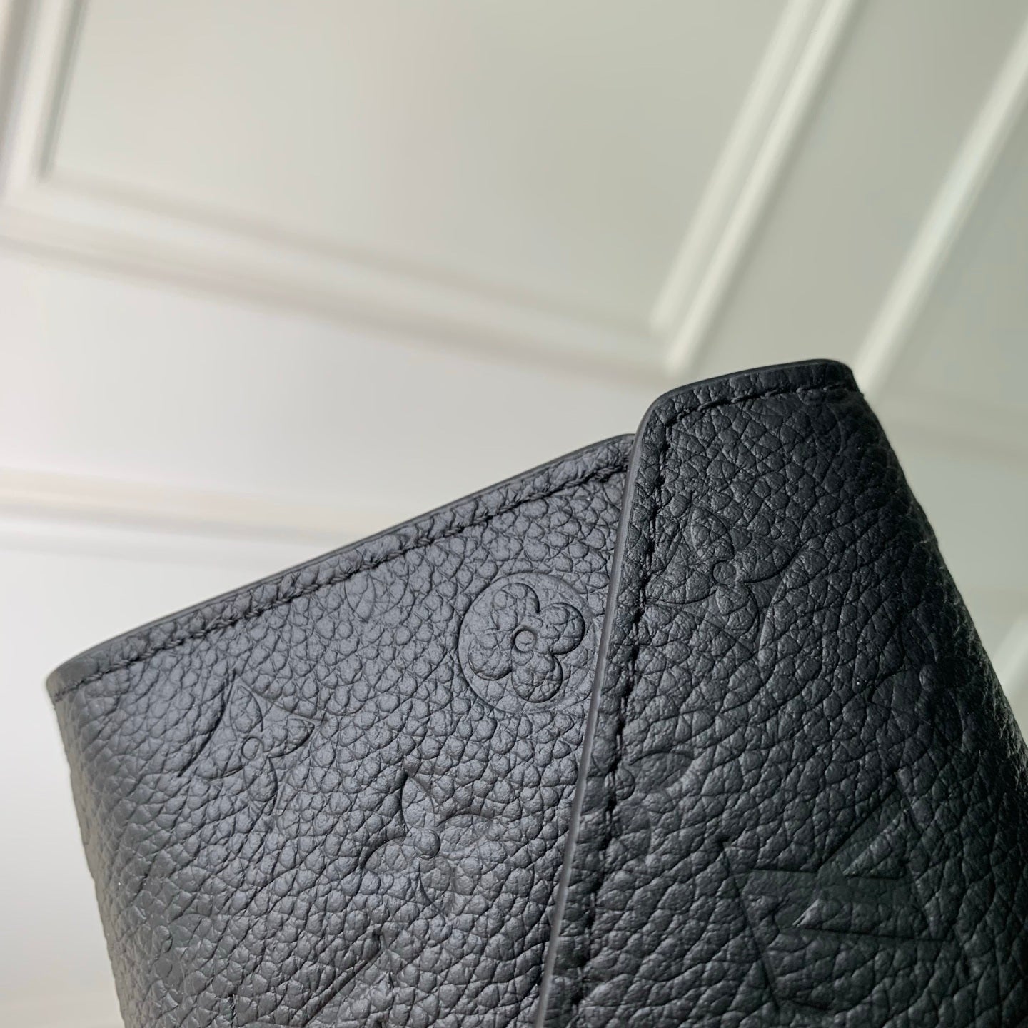 Louis Vuitton LV M4717Z Pouch Metis Belt Bag Black