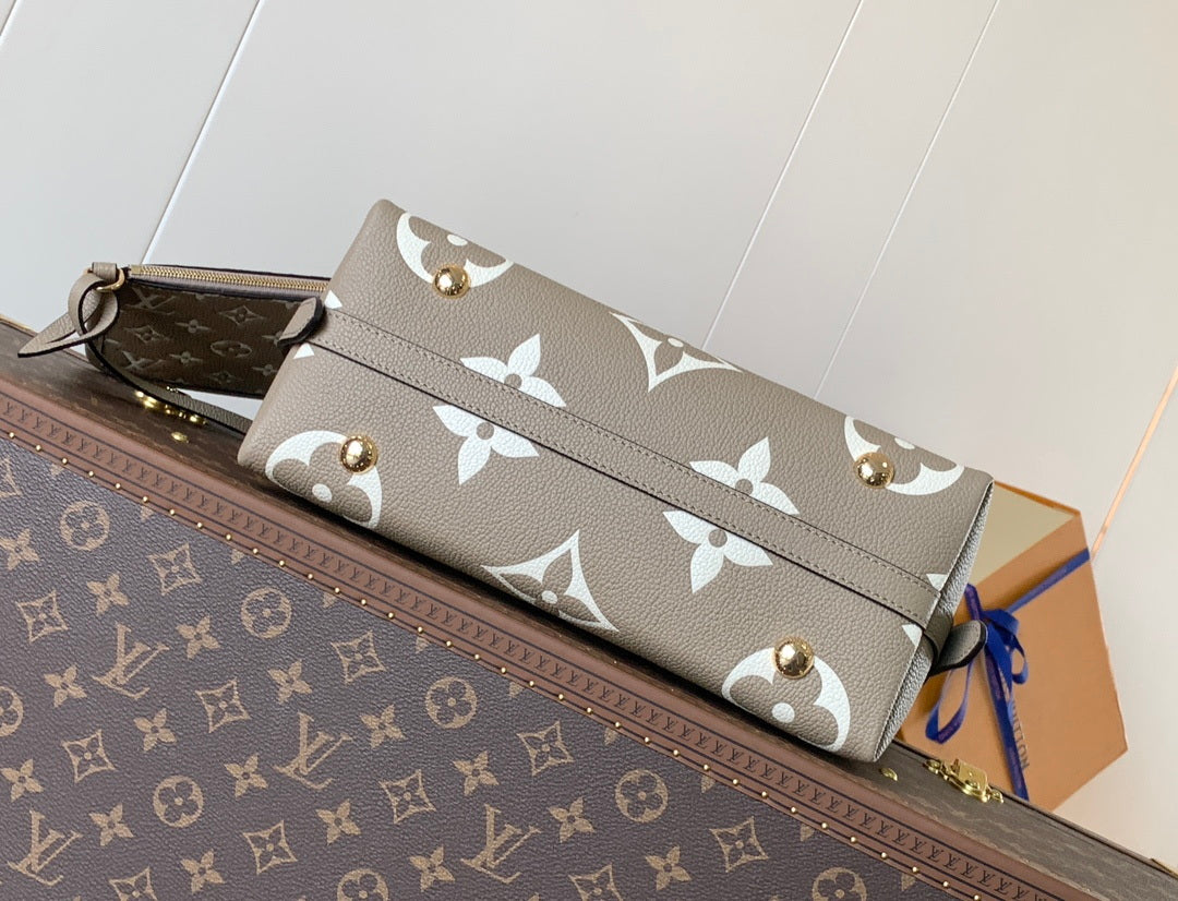 Louis Vuitton LV M47180 CarryAll PM Bag Tourterelle Gray / Crème Beige
