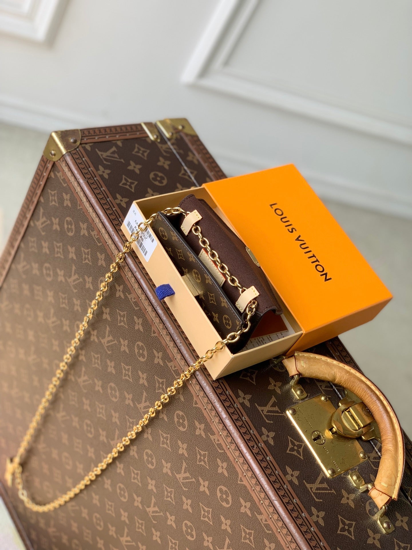Louis Vuitton LV M4869Z Pouch Metis Belt Bag - Default Title - View 9