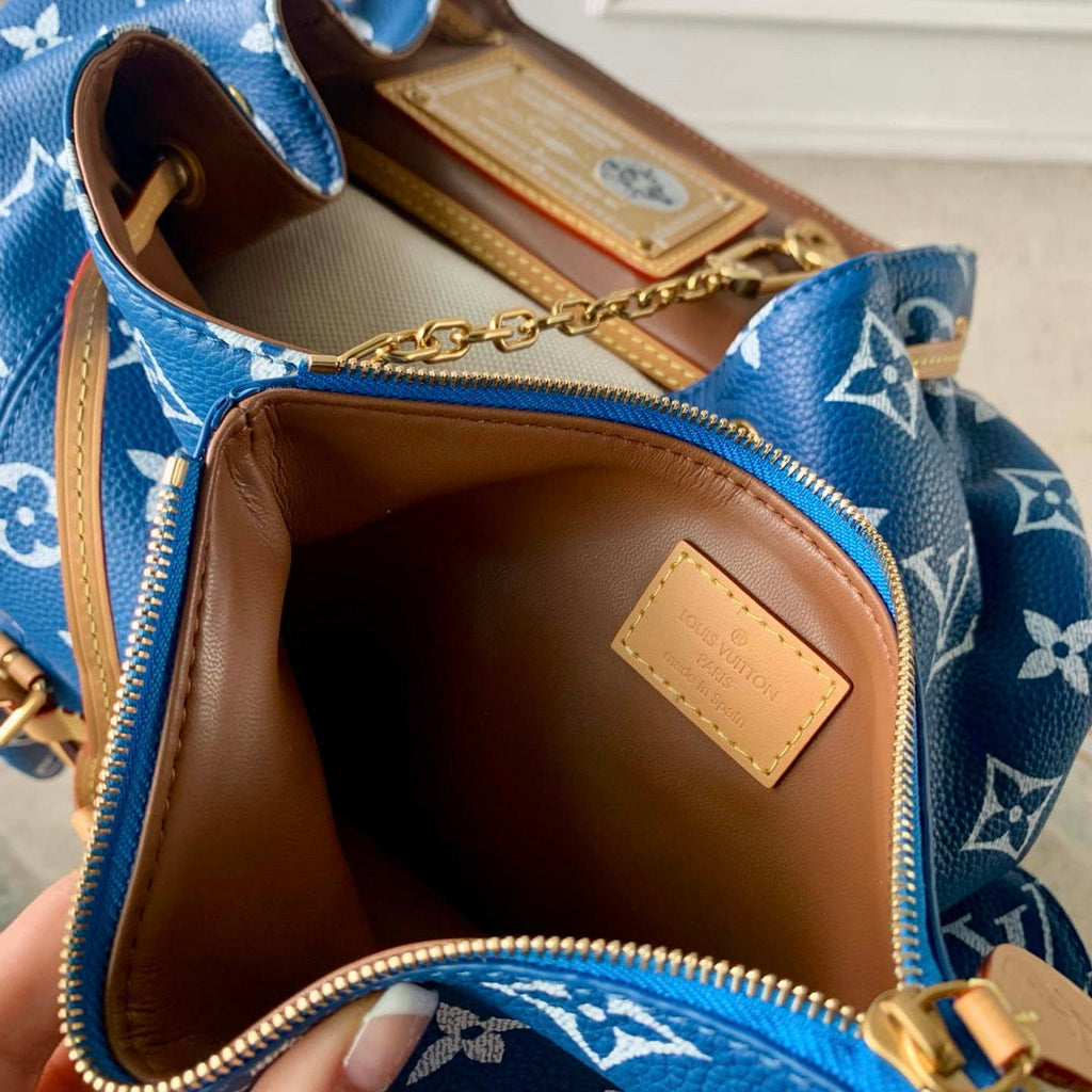 Louis Vuitton LV M55699 P9 Christopher MM Backpack Blue
