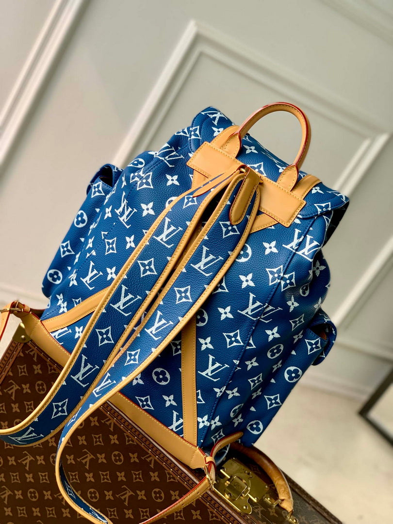 Louis Vuitton LV M55699 P9 Christopher MM Backpack Blue