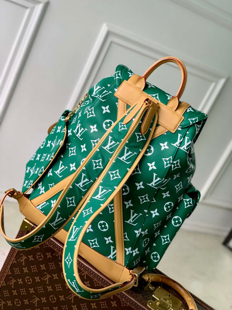 Louis Vuitton LV M55699 P9 Christopher MM Backpack Green