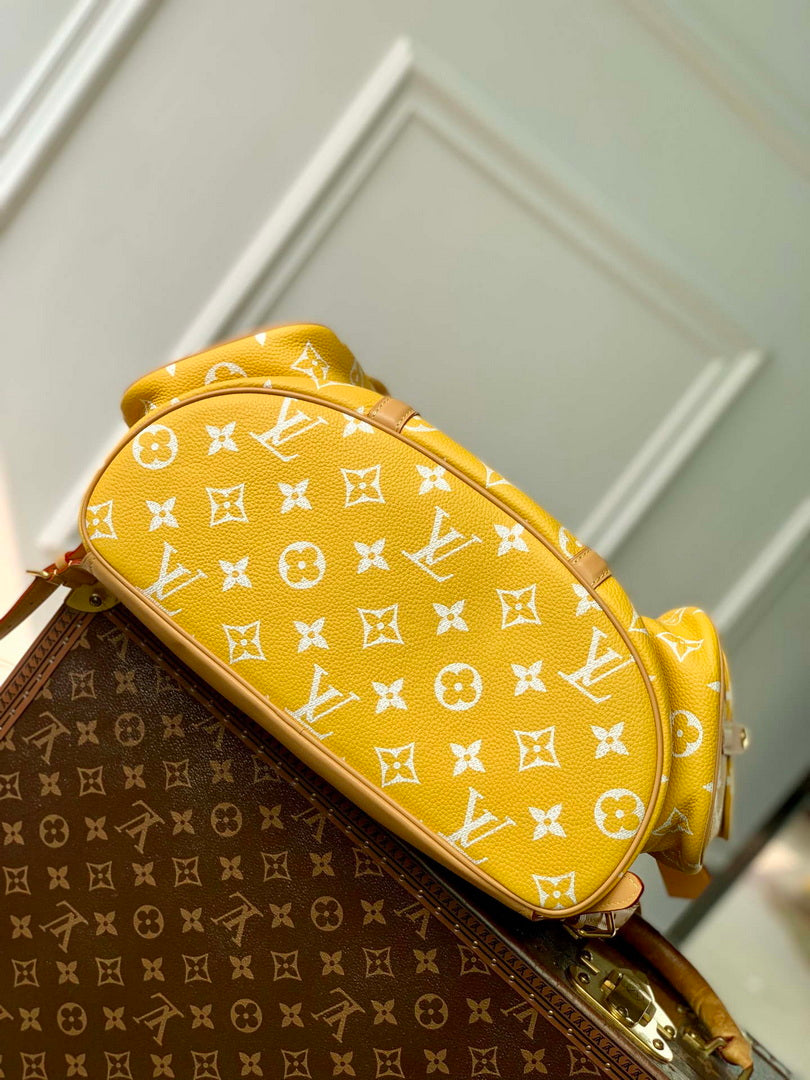Louis Vuitton LV M55699 P9 Christopher MM Backpack Yellow