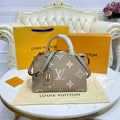 Louis Vuitton LV M58914 Petit Palais Bicolor Monogram empreinte leather Cr¨¨me - Default Title - View 1
