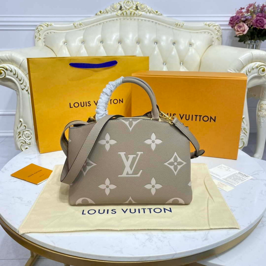Louis Vuitton LV M58914 Petit Palais Bicolor Monogram empreinte leather Cr¨¨me