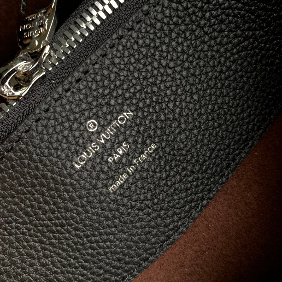 Louis Vuitton LV M59200 Bella Tote Mahina Black - Default Title - View 5