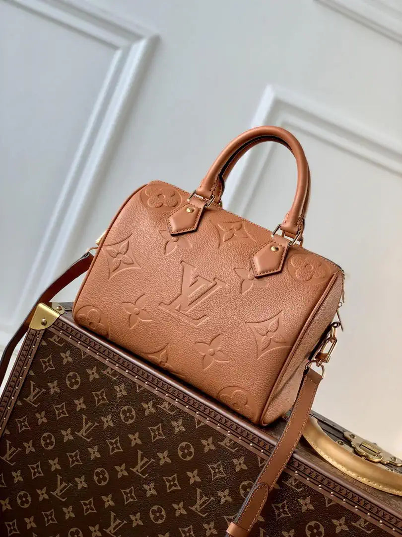 Louis Vuitton LV M59273  Speedy Bandouliere 25 Bag Brown