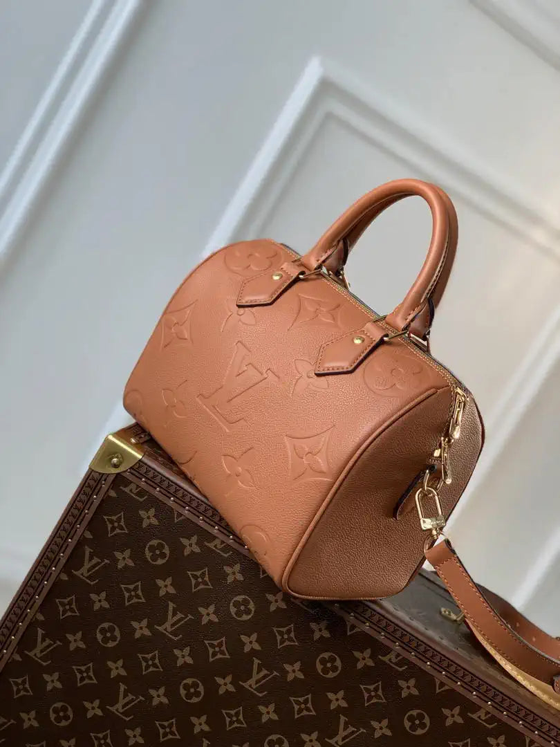 Louis Vuitton LV M59273  Speedy Bandouliere 25 Bag Brown