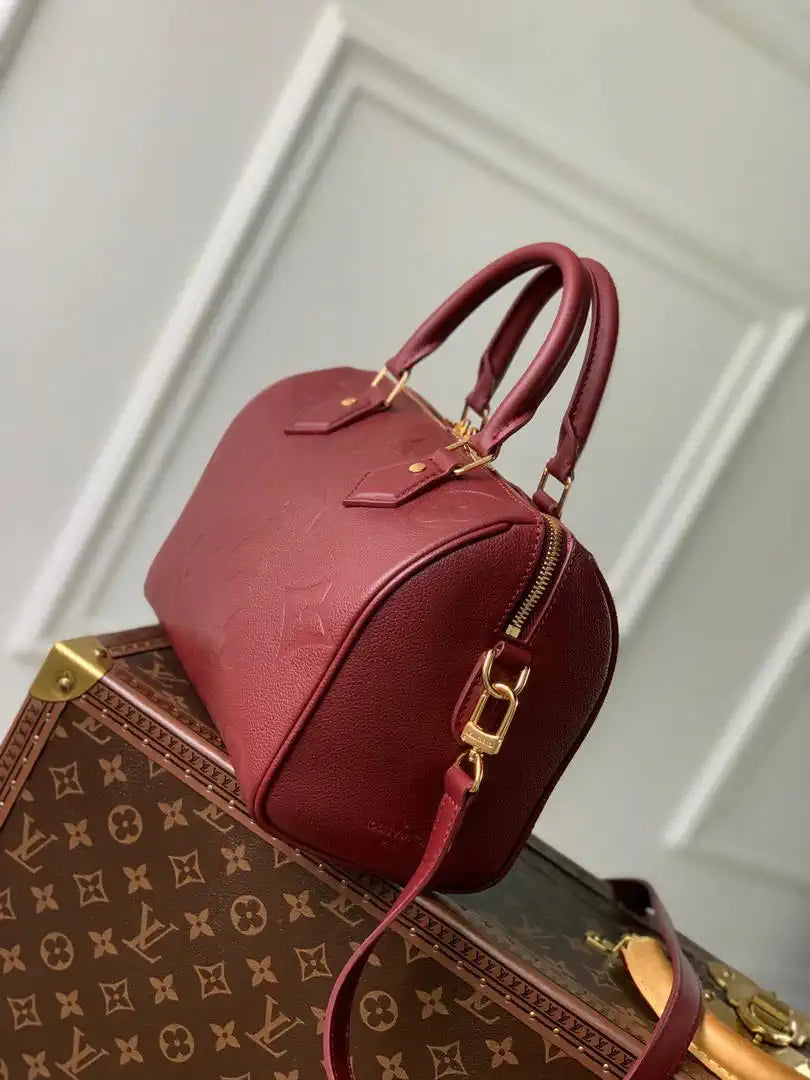 Louis Vuitton LV M59273  Speedy Bandouliere 25 Bag Red