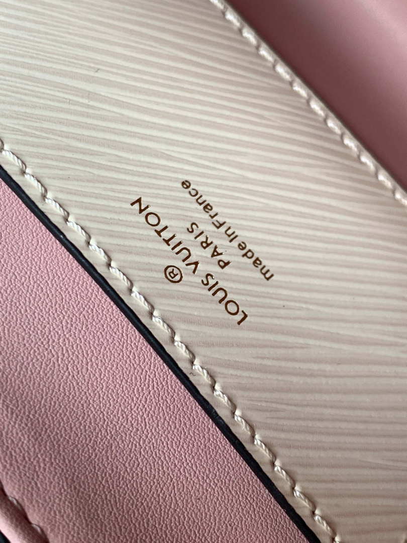 Louis Vuitton LV M59402 Twist MM Bag Epi Beige