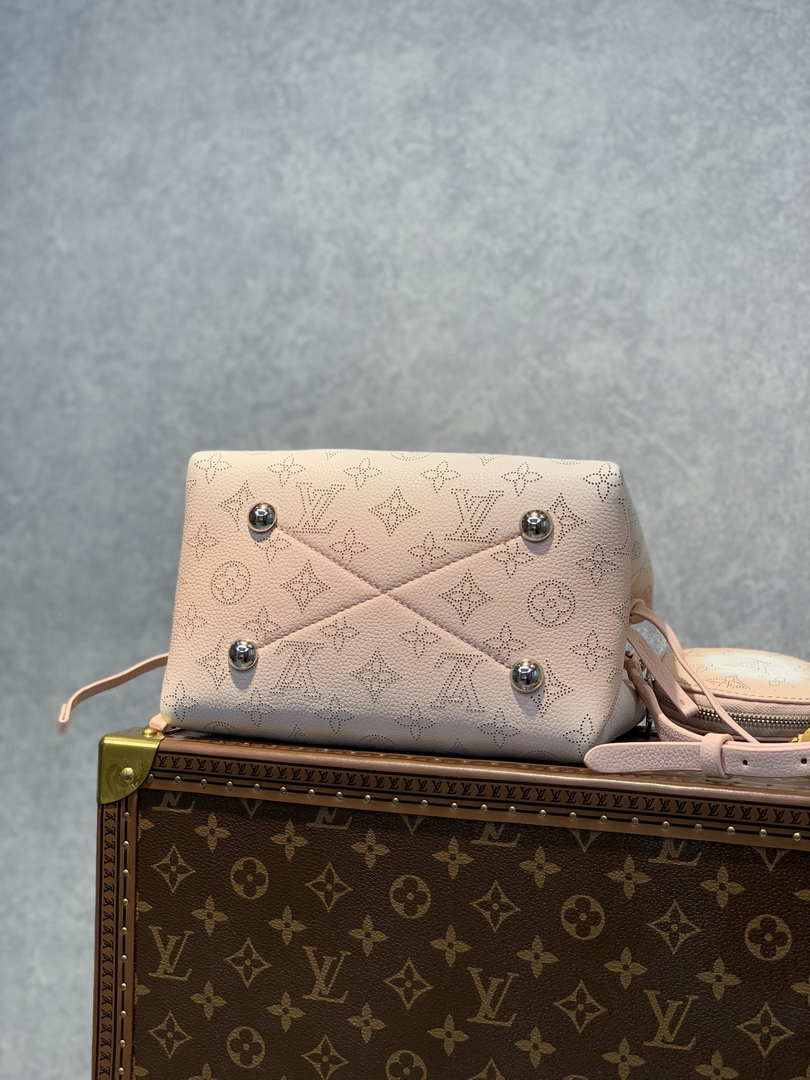 Louis Vuitton LV M59939 Bella Mahina Lilas - Default Title - View 3