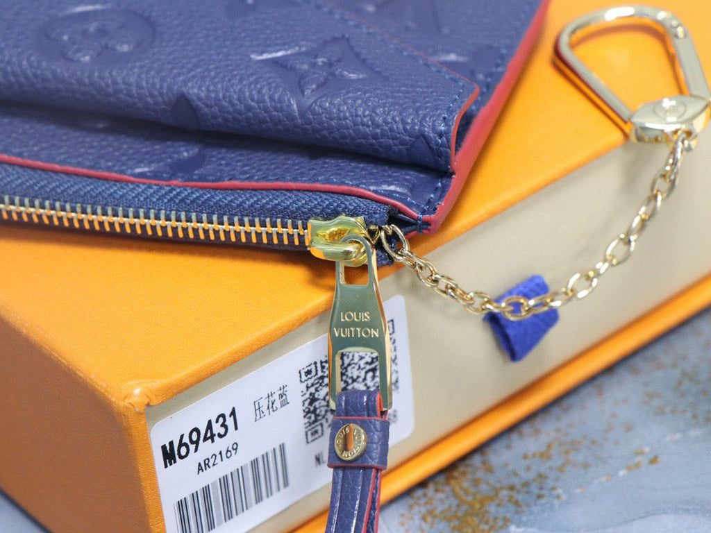 Louis Vuitton LV M69420 Card Holder Recto Verso Monogram Navy Blue