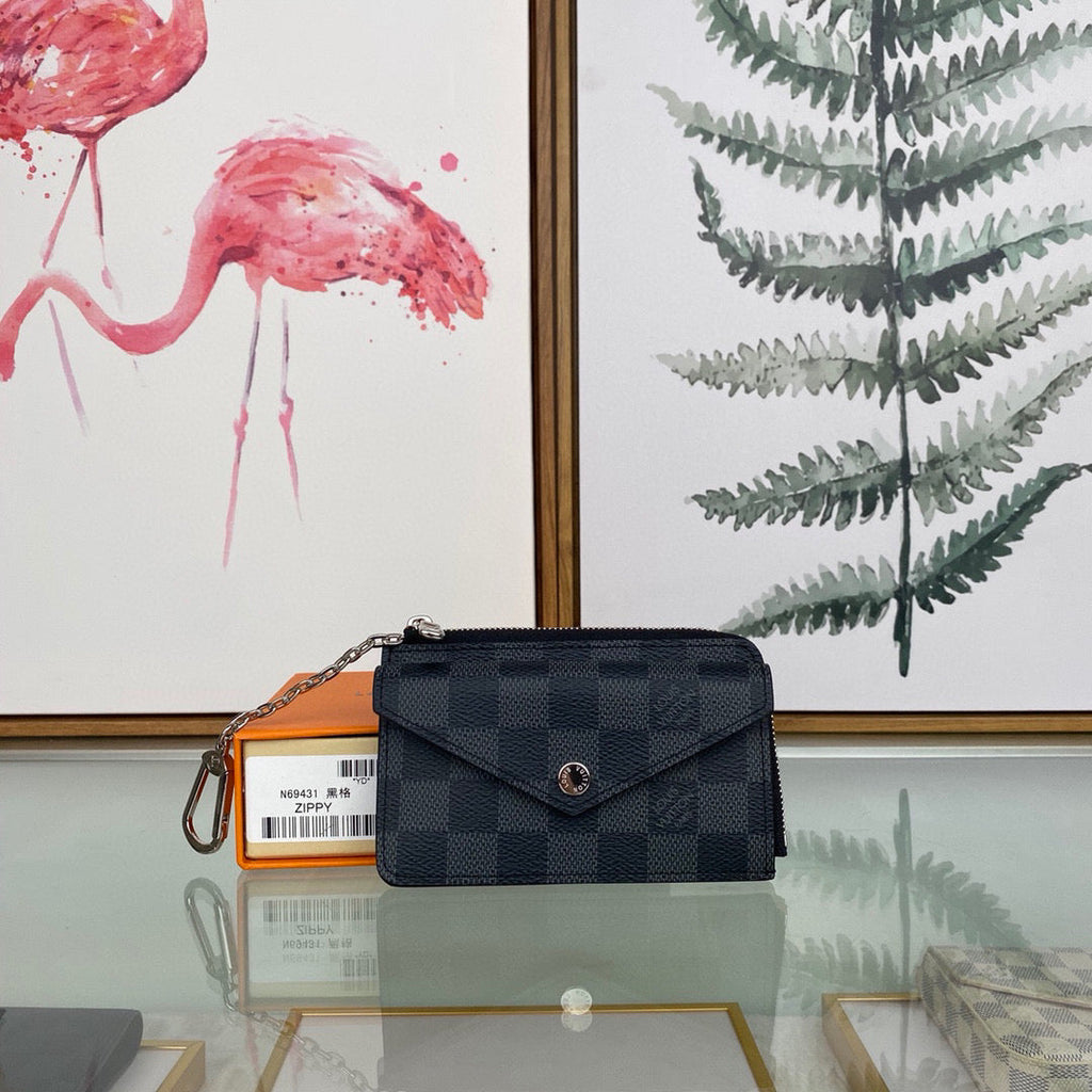 Louis Vuitton LV M69431 Card Holder Recto Verso Black
