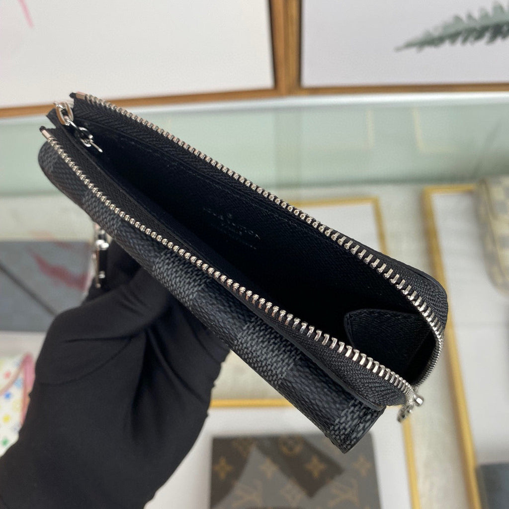 Louis Vuitton LV M69431 Card Holder Recto Verso Black