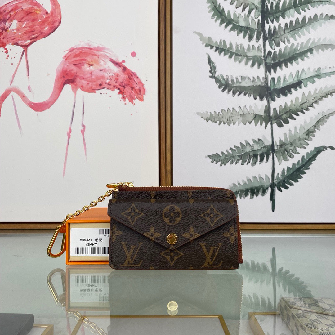 Louis Vuitton LV M69431 Card Holder Recto Verso Monogram Brown