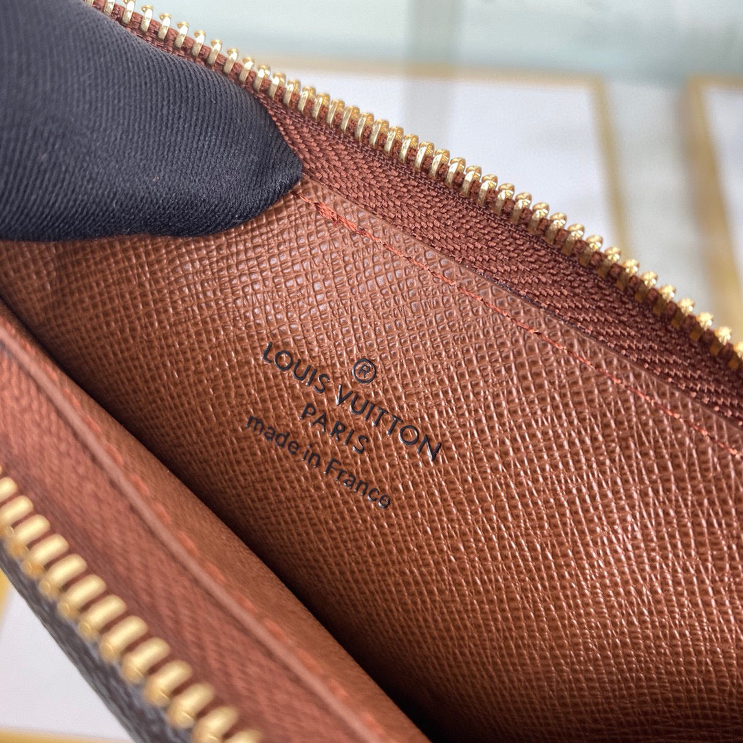 Louis Vuitton LV M69431 Card Holder Recto Verso Monogram Brown