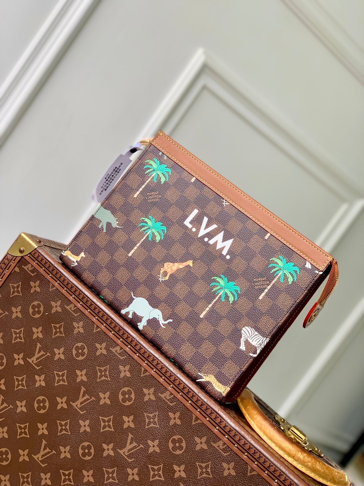 Louis Vuitton  LV N40897 Pochette Voyage MM x The Darjeeling Limited - Default Title - View 1