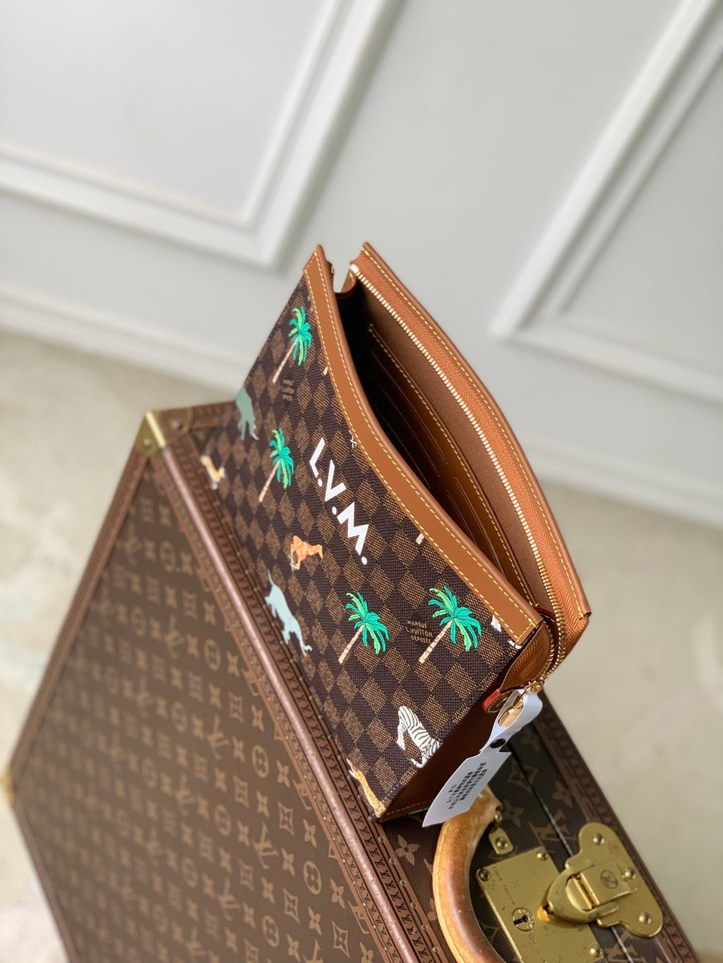 Louis Vuitton  LV N40897 Pochette Voyage MM x The Darjeeling Limited
