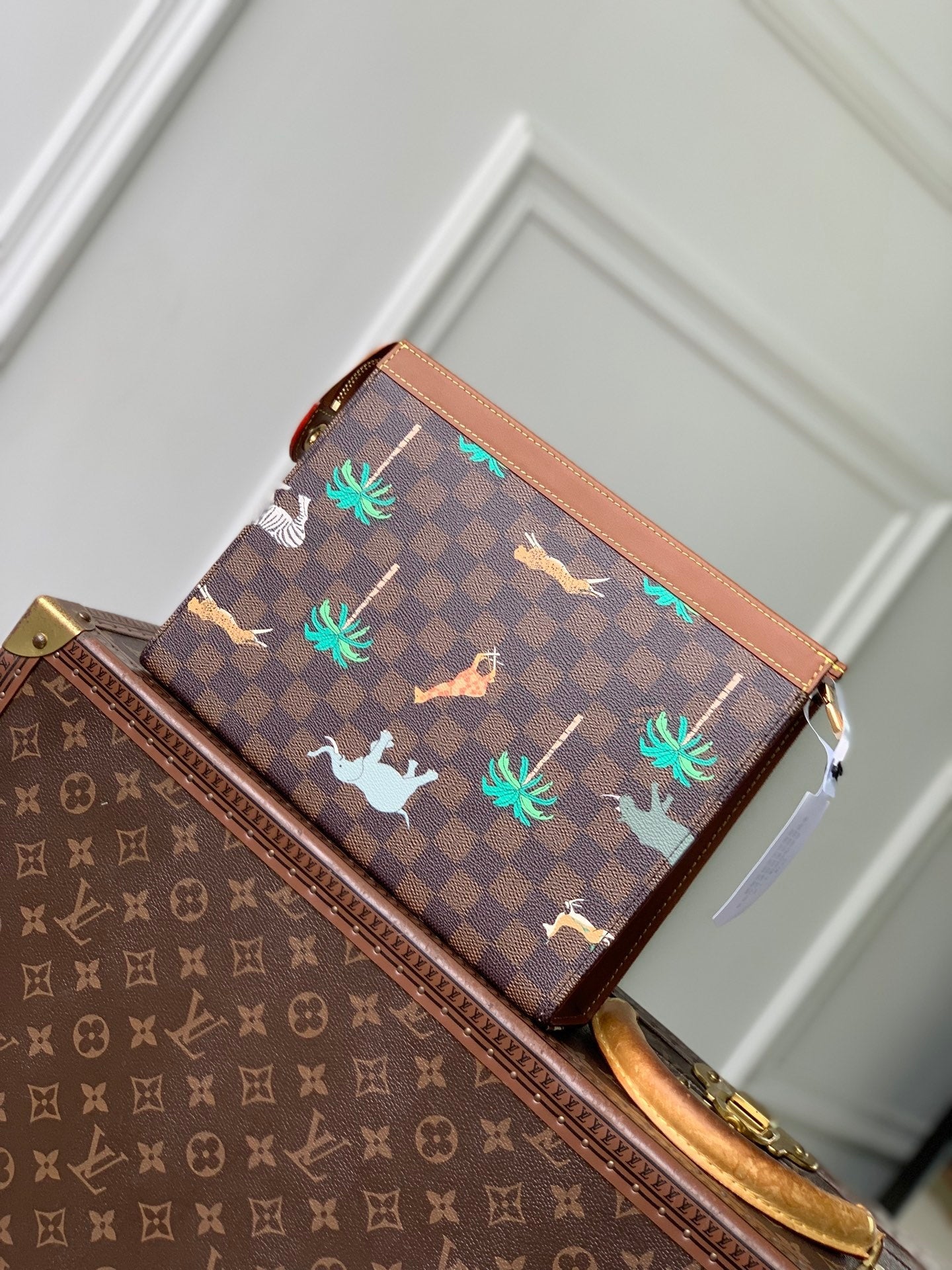 Louis Vuitton  LV N40897 Pochette Voyage MM x The Darjeeling Limited - Default Title - View 3