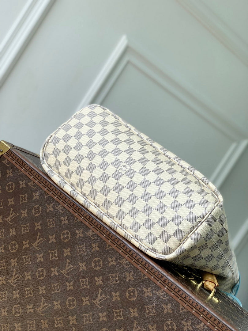 Louis Vuitton LV N40946 Neverfull Inside Out MM Bag