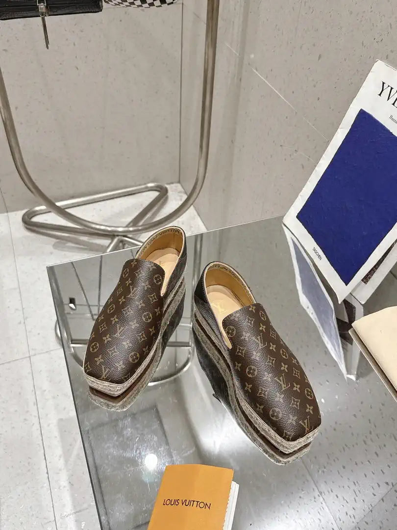 Louis Vuitton LV New Fisherman Classic Monogram Shoes L66302