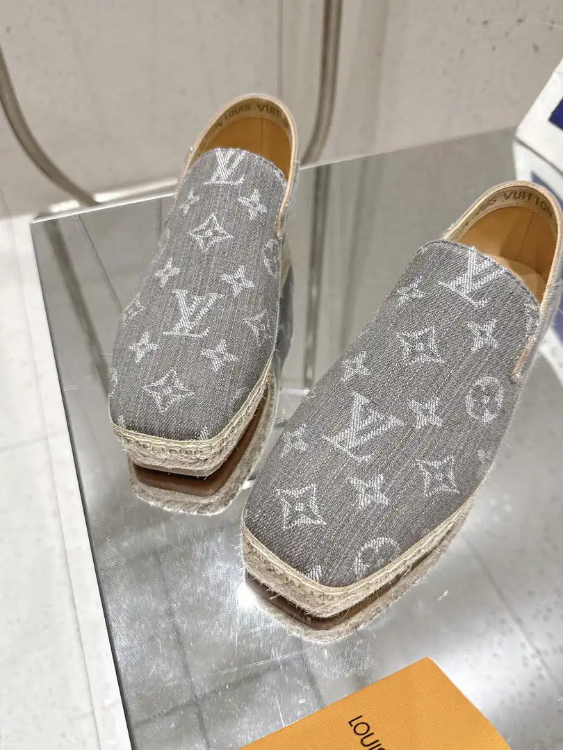 Louis Vuitton LV New Fisherman Classic Monogram Shoes L66304