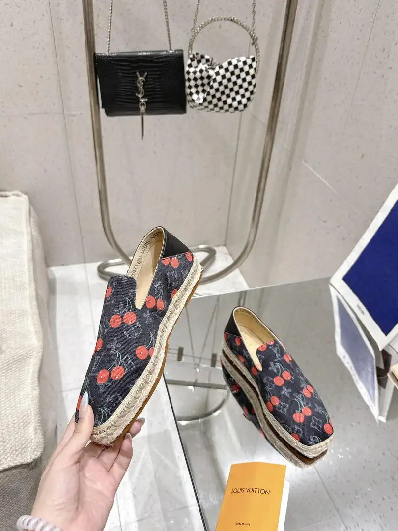 Louis Vuitton LV New Fisherman Classic Monogram Shoes L66306