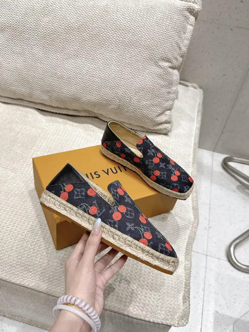Louis Vuitton LV New Fisherman Classic Monogram Shoes L66306