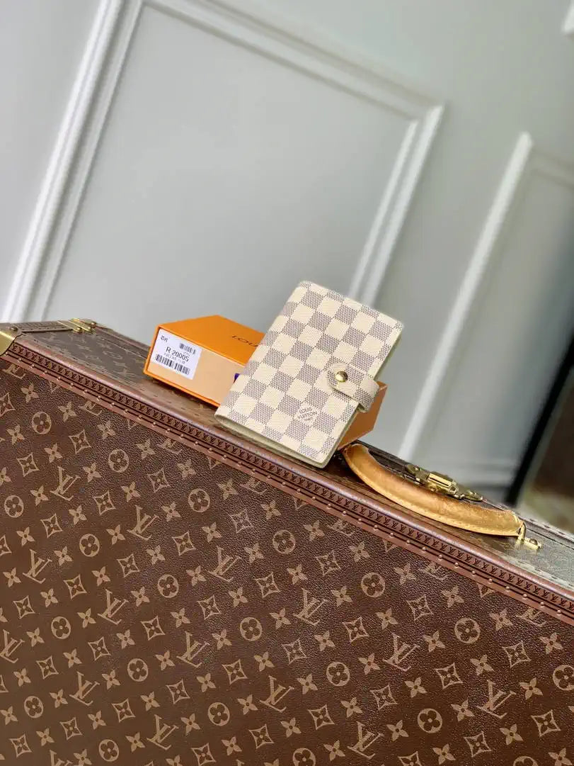 Louis Vuitton LV R20005 Small Ring Agenda Cover Monogram RC10011