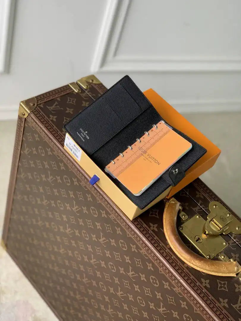 Louis Vuitton LV R20005 Small Ring Agenda Cover Monogram RC10014