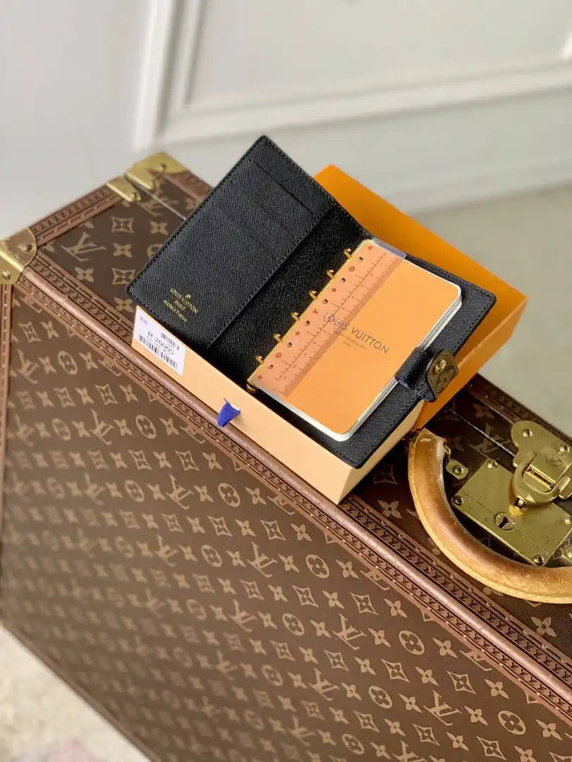Louis Vuitton LV R20005 Small Ring Agenda Cover Monogram RC10015