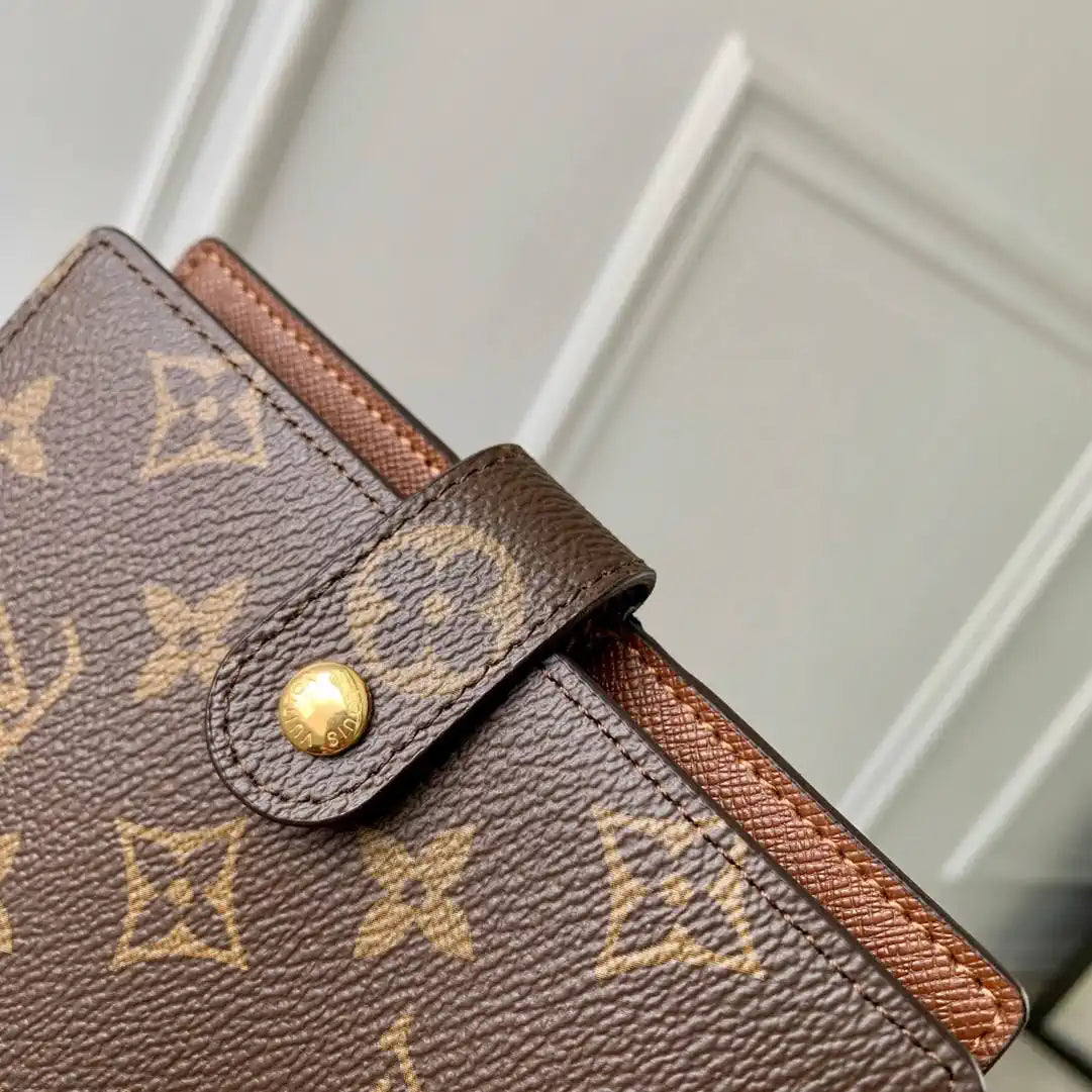 Louis Vuitton LV R20005 Small Ring Agenda Cover Monogram RC10016
