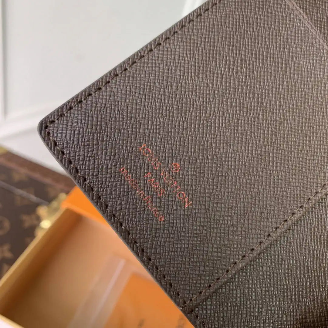 Louis Vuitton LV R20005 Small Ring Agenda Cover Monogram RC10017