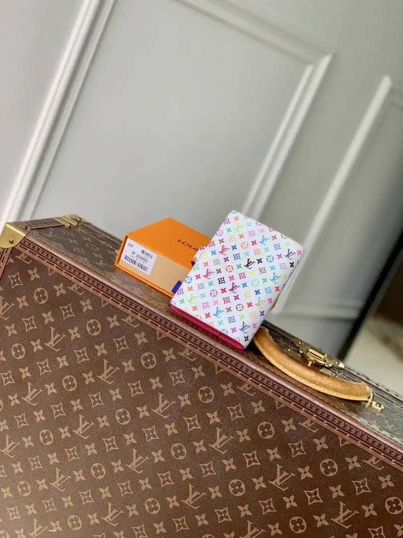 Louis Vuitton LV R20005 Small Ring Agenda Cover Monogram RC10018