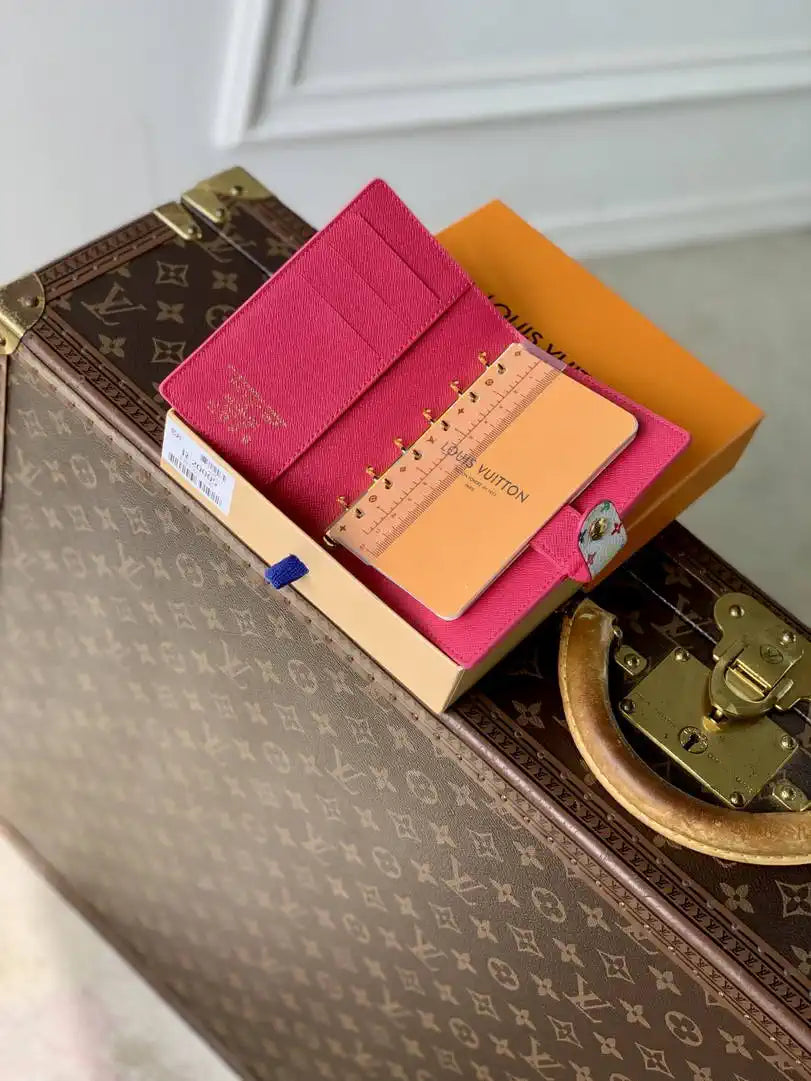 Louis Vuitton LV R20005 Small Ring Agenda Cover Monogram RC10018