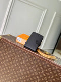 Louis Vuitton LV R20005 Small Ring Agenda Cover Monogram RC10019