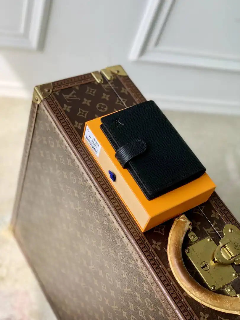 Louis Vuitton LV R20005 Small Ring Agenda Cover Monogram RC10020