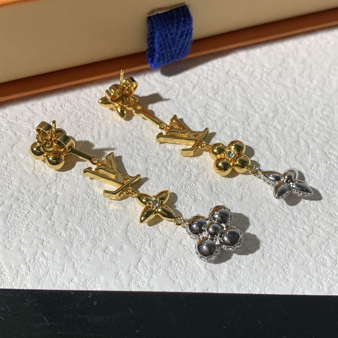 Louis Vuitton M01262 LV Gram Earrings Jewelry L50133