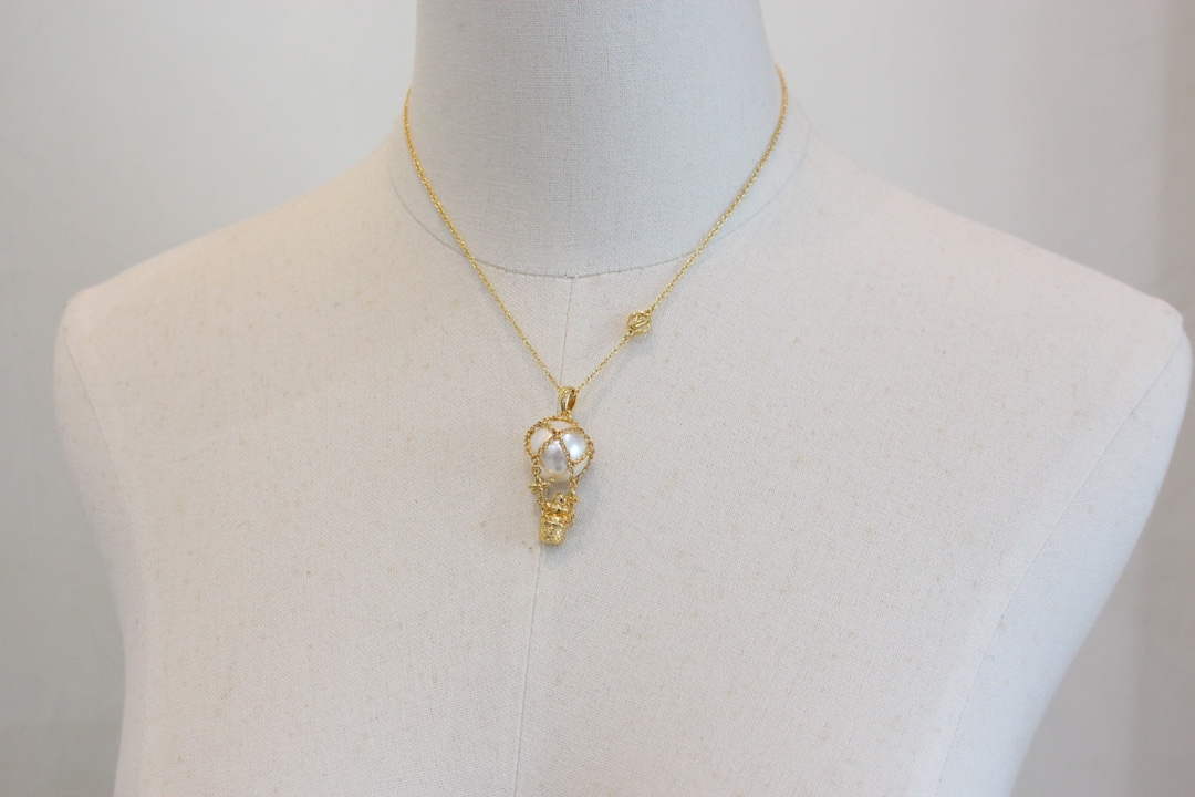 Louis Vuitton M01335 Vivienne Necklace Jewelry L50135