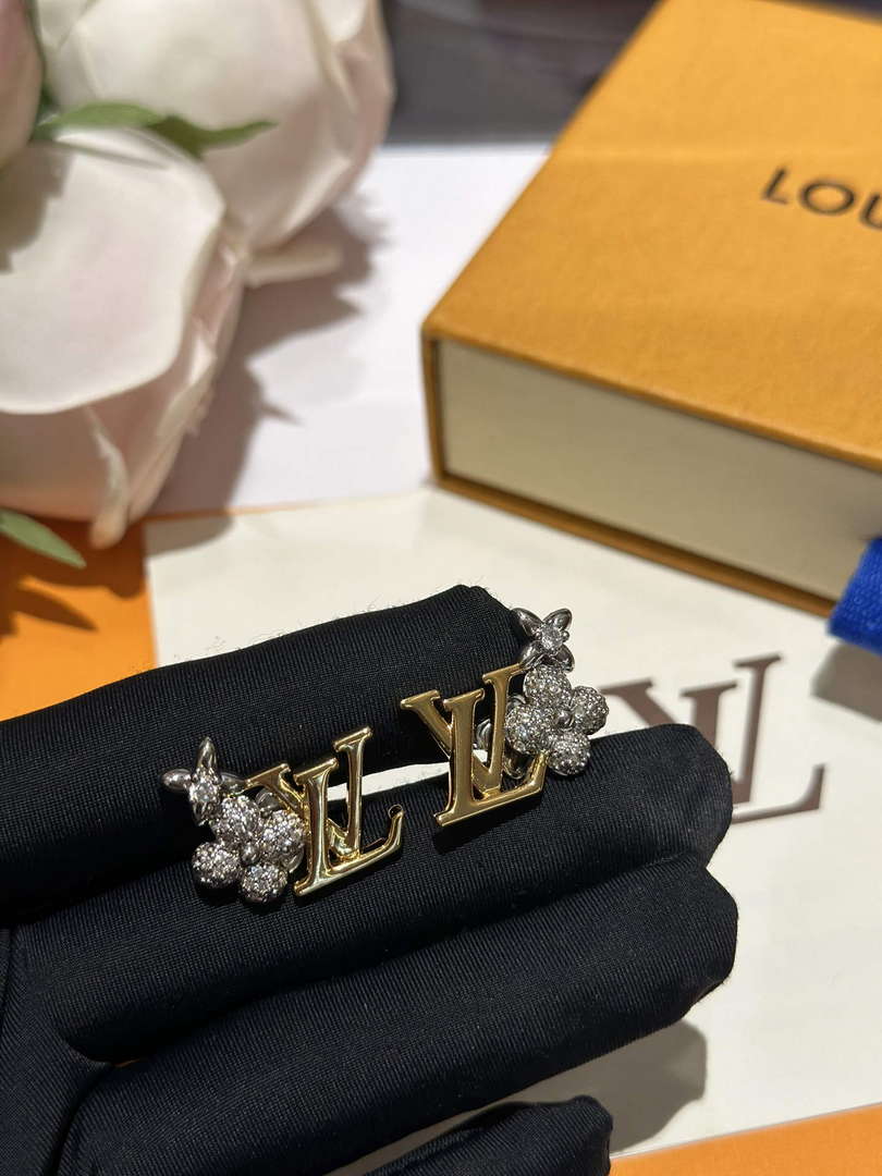 Louis Vuitton M1093M LV Gram Earrings Jewelry L50128