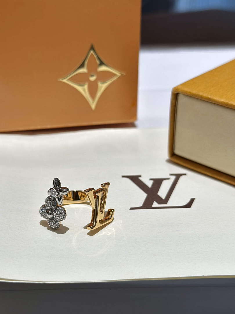 Louis Vuitton M1093M LV Gram Ring Jewelry L50127