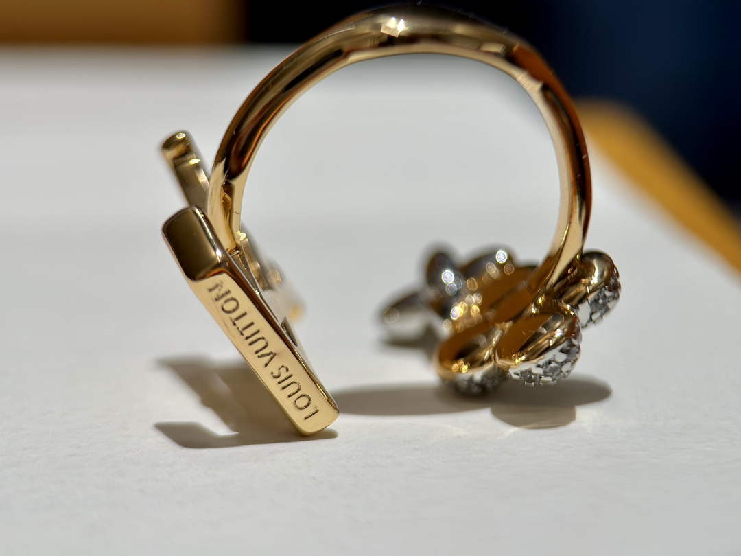 Louis Vuitton M1093M LV Gram Ring Jewelry L50127