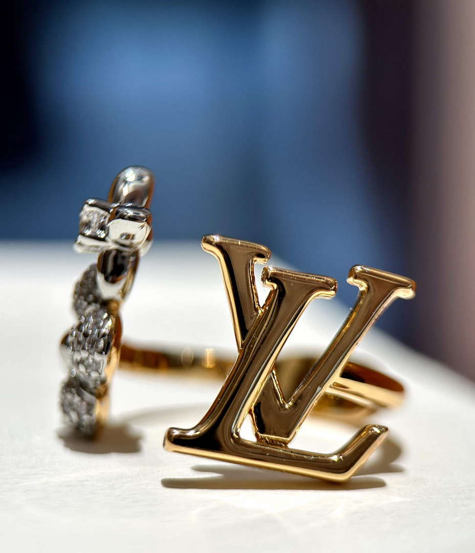 Louis Vuitton M1093M LV Gram Ring Jewelry L50127