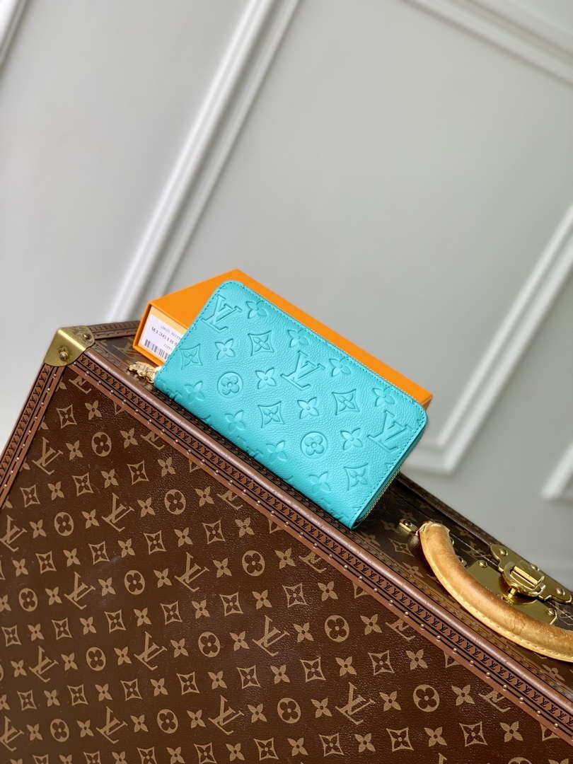 Louis Vuitton M13618 LV x TM Zippy Wallet Monogram Blue