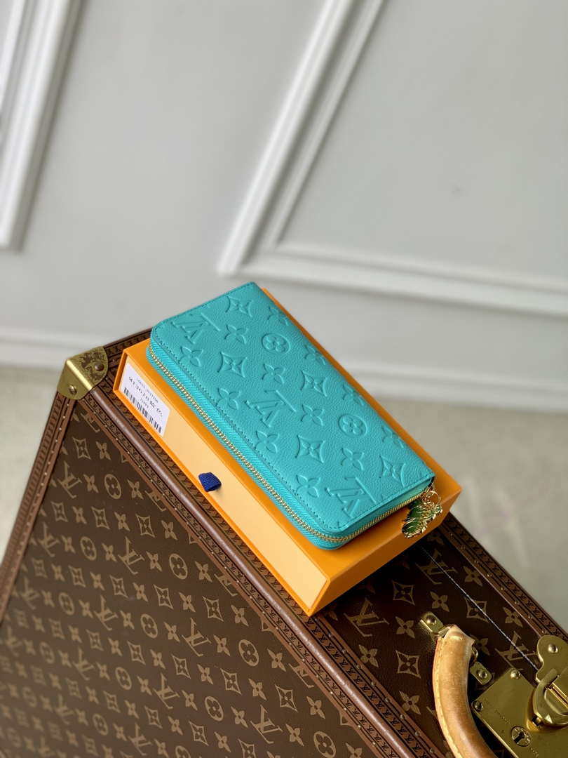 Louis Vuitton M13618 LV x TM Zippy Wallet Monogram Blue