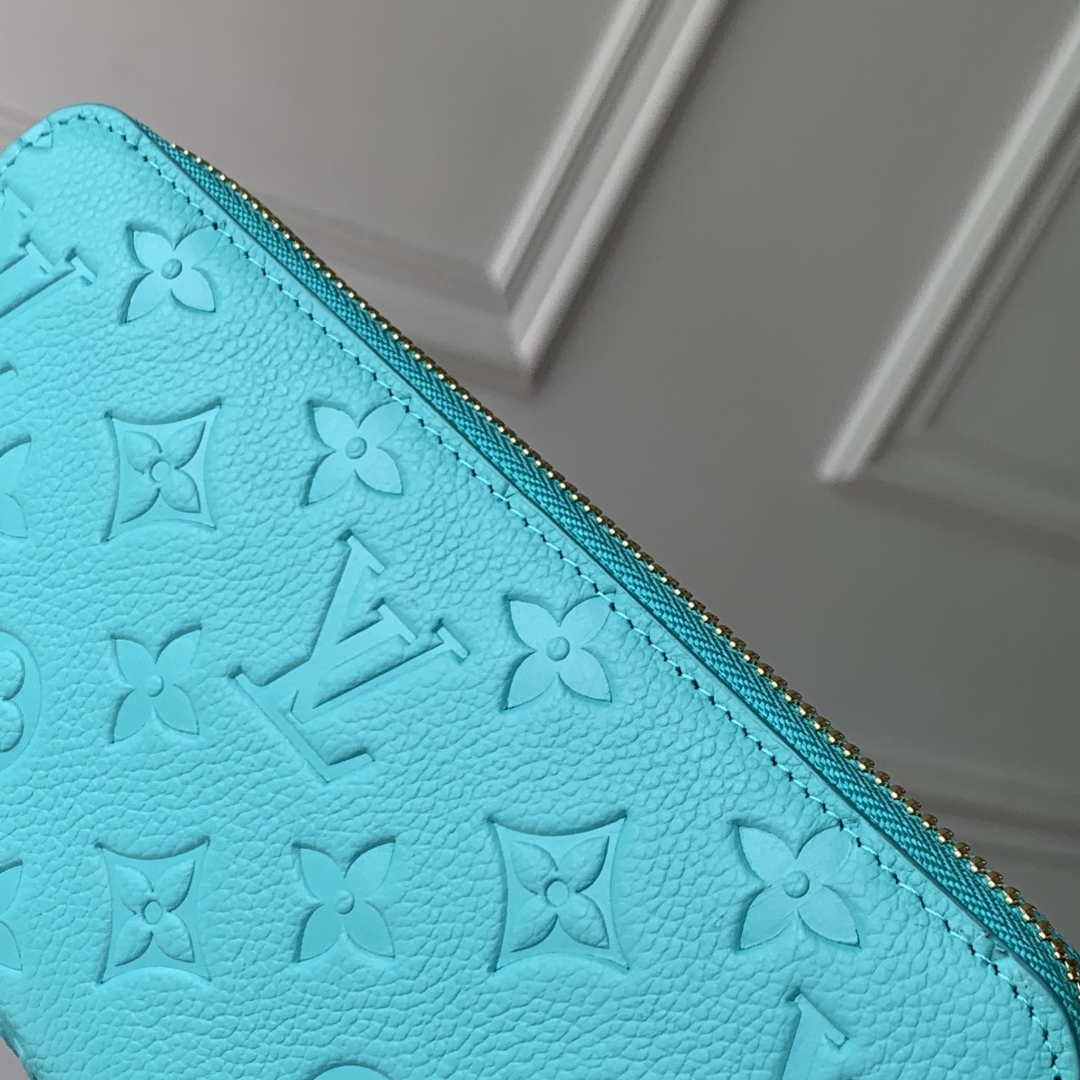 Louis Vuitton M13618 LV x TM Zippy Wallet Monogram Blue