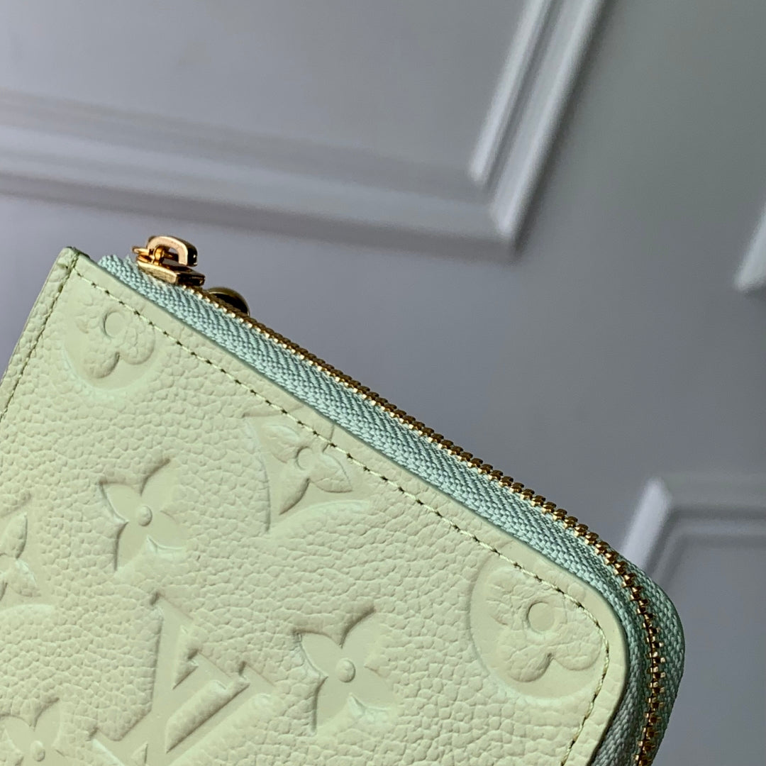 Louis Vuitton M13801  LV x TM Carteira Compacta Noa Green tea - Default Title - View 5