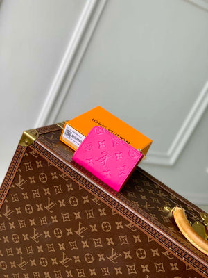 Louis Vuitton M13801  LV x TM Carteira Compacta Noa Rose Red - Default Title - View 2