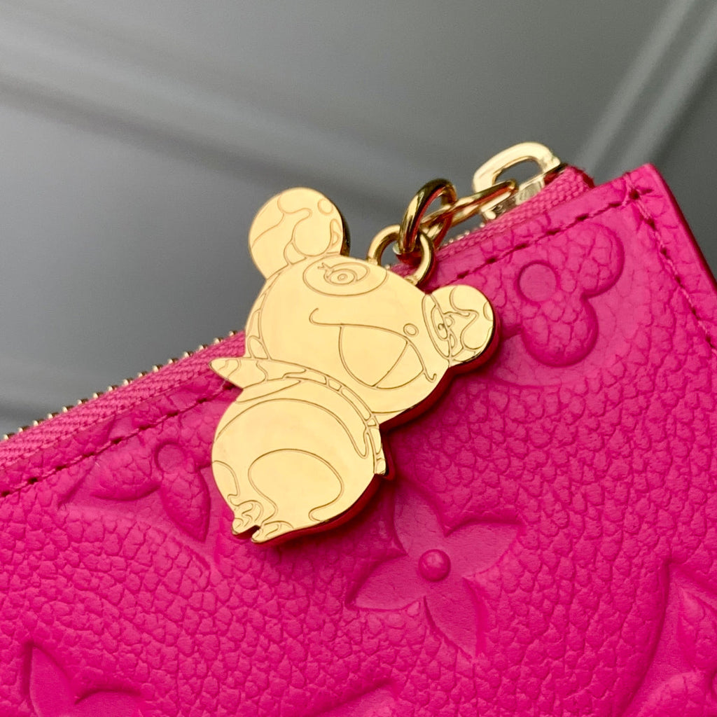 Louis Vuitton M13801  LV x TM Carteira Compacta Noa Rose Red